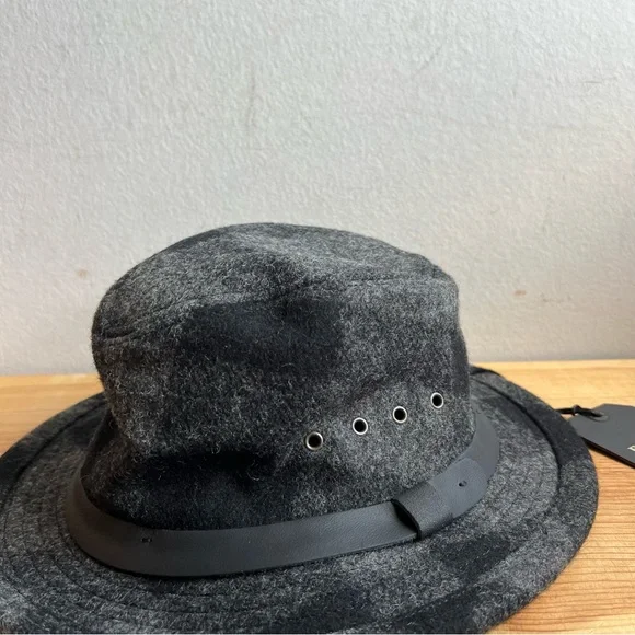 Filson Mackinaw Wool Packer Hat - Picture 6 of 11